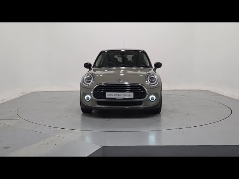 Mini Cooper 5-Door Cooper Classic - Image 2