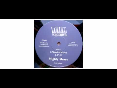 Mighty Massa / Jah Light - Warrior March - 10" - Dub Records