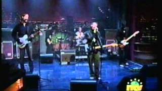 Radiohead - 2 + 2 = 5 - Letterman - with Wolf Blitzer on Shaeffer cape