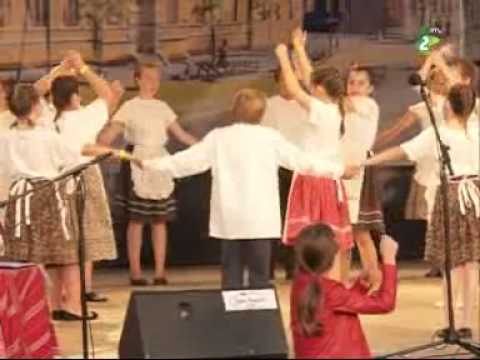 ČERVENE PUPČE 2015 - 47. muzično-tanječna manifestacija dzecoh