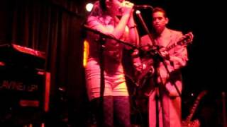 Mean Son of a Gun (Live) - Kitty, Daisy and Lewis