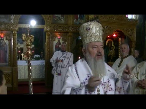 ÎPS Andrei Andreicuţ - Sfânta și Dumnezeiasca Liturghie