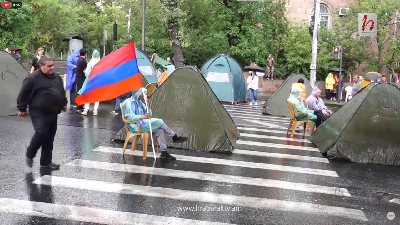 #Ուղիղ. Այս պահին իրավիճակը Բաղրամյան պողոտայում