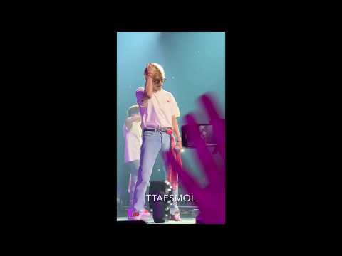 180928 BTS (방탄소년단) Love Yourself Tour - So What & Anpanman