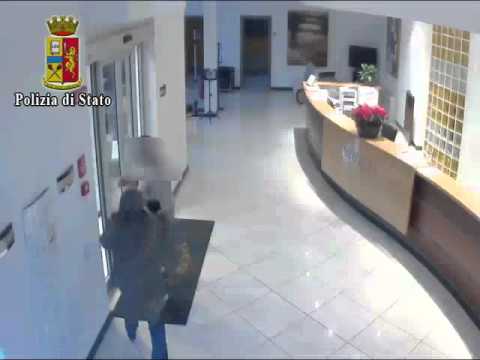 Furto alla casa d'aste a Vercelli: quattro arresti