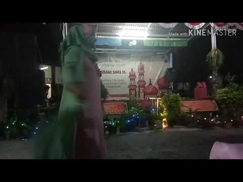 #fashionshowislami Fashion show baju muslim dalam rangka menyambut tahun baru islam