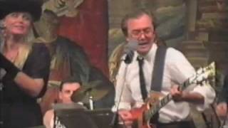 Temporary Beauty-Graham Parker performed by Bone Idol