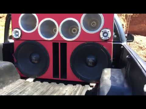 S10 fim do silêncio com 2 cobra 2200 rms tocando muito forte