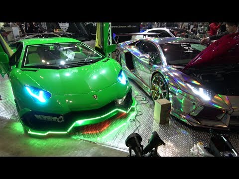 【超爆音‼圧巻のV12空ぶかしサウンド‼】ド派手な電飾のランボルギーニ軍団 世界最強諸星一家 ド迫力の搬出映像‼ by 東京オートサロン2020 Lamborghini Aventador