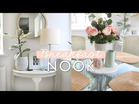 download lagu mp3 mp4 Breakfast Room, download lagu Breakfast Room gratis, unduh video klip Breakfast Room