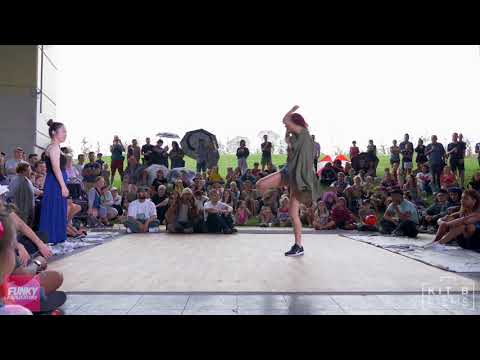 Annie Wacky VS Caddy Meow [WaackTop16] - The Bentway Block Party Battle