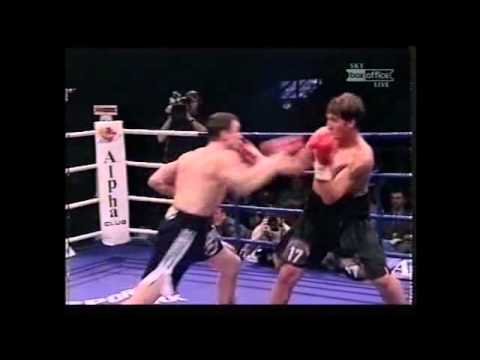 Richie Woodhall vs Vincenzo Nardiello (full fight)
