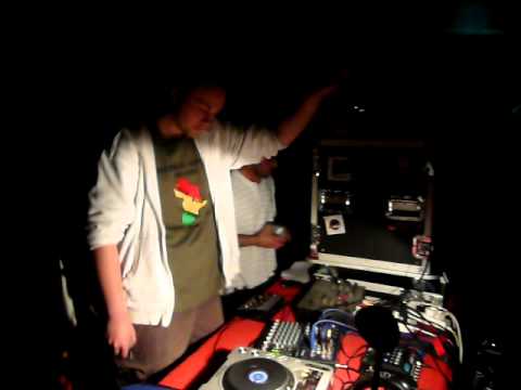 Robbie Culture playing Uprising Sounds Dubplate @ Bezsennosc, Wroclaw (Poland), 29.05.11