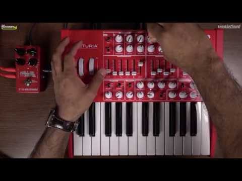 Arturia MicroBrute Red 25-Key Synthesizer 2014 - 2021 - Red image 6