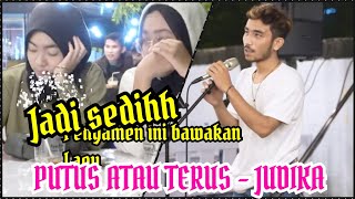 Download lagu Pengamen ini suaranya mirip Judika - PUTUS ATAU TERUS - JUDIKA Live Menoewa Kopi mp3