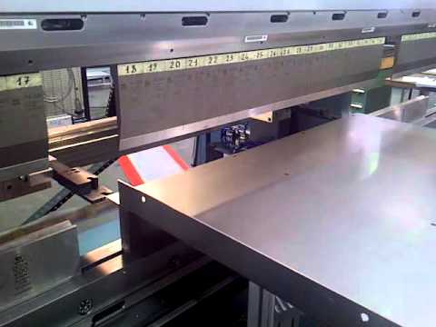 Smart hydraulic press brake machine