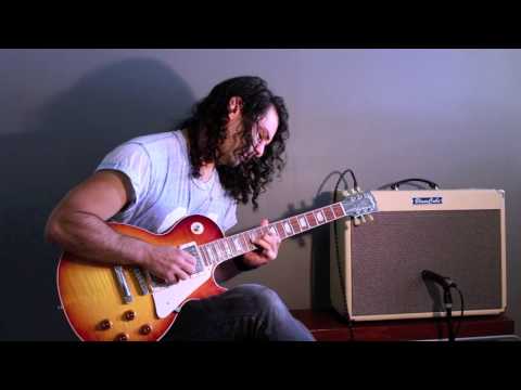 Roland Blues Cube Amplifier Demo