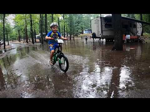 A Rainy Day in Traverse City | Rainy Camping Day | Fun in the Rain