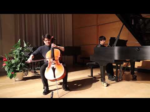 Yun Ho performing Robert Schumann's Fantasiestücke, Op. 73