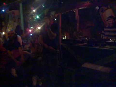 Ensi e Emis Killa @ Jamaika Pianezza Freestyle argomento "cartoni animati"