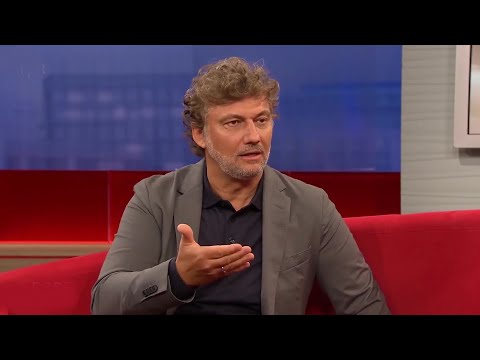 Jonas Kaufmann ✬ About Yoga-breathing exercises and much more