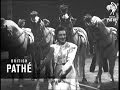 Circus Carries On (1943)