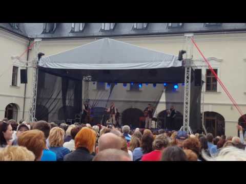 Kandráčovci - Kone vrané ...Lisočka...Ej, poduvaj ty vitriku