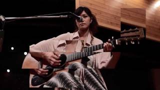 BONNIE PINK - Look Me In The Eyes