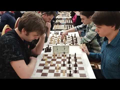 Zakhartsov Vladimir (GM 2527) - Afanasiev Nikita (GM 2552), blitz