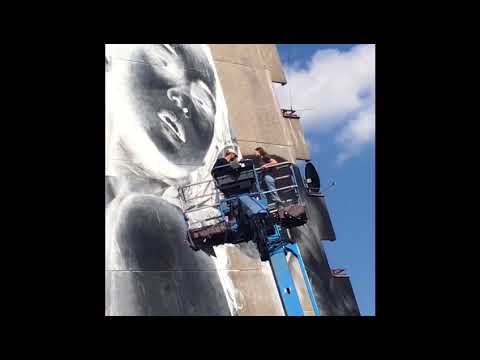 Jarus In the skies of Berlin