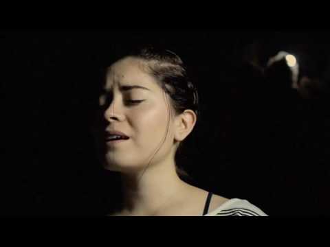 Aun En Medio Del Dolor/Even When It Hurts -  Hillsong - Edyah Barragan