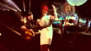 Rihanna Jennifer Nettles-California King Bed(Live at the Academy of Country Music Awards)