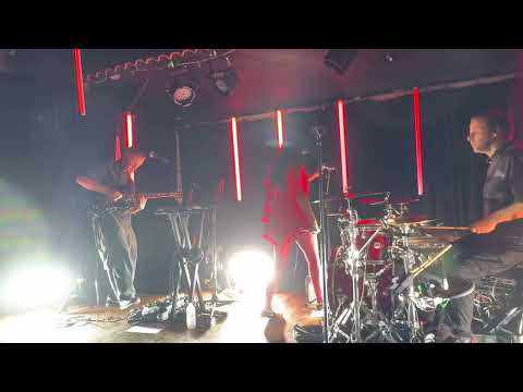 ECCA VANDAL  { Bleed } live @ El CID  Los Angeles 9/22/25