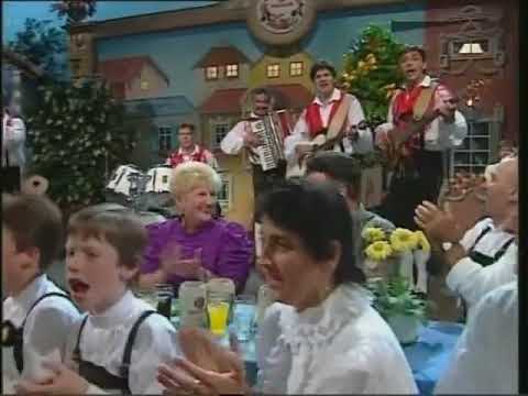 Bachler Buam  -  Frau Mayer hat gelbe Unterhos'n an ( 1993 )