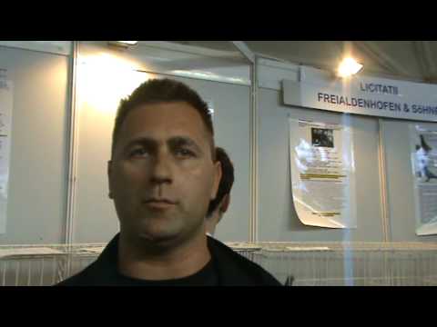 Interviu dl Sorin Bogdan Tg Jiu Romania targ columbofil PIF Cluj octombrie 2009