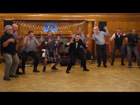 Glasgow Voicemale sing "Sipaio"