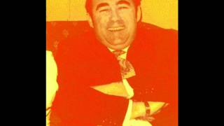 Donald Smith & Robin Donald sing Girls Were Made To Love And Kiss