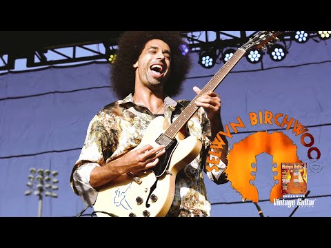 Selwyn Birchwood’s ES Groove!
