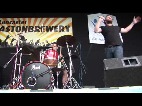 Glastonbrewery 2014 - The Bedroom Hour - Shadow Boxer