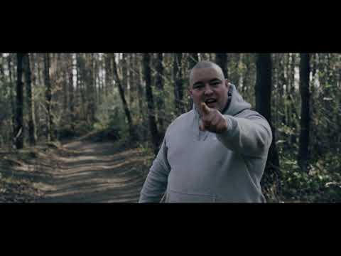Helmut - Mi styka   (prod. GRVCY)  (OFICJALNY TELEDYSK)