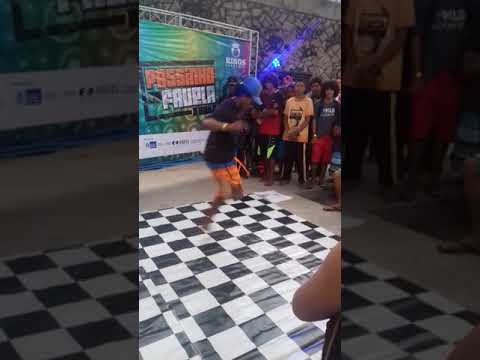 Batalha Do Passinho Da Favela 2017 - Mascote Idd Vs Pqd Ritmado