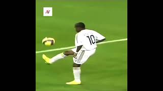 Download lagu The Art Of Robinho☠️ #football #footballskillschallenge #skills #footballskills mp3
