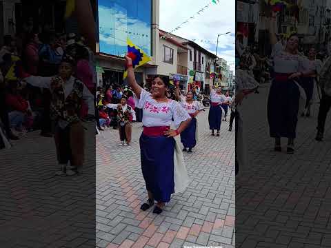 Desfile folklórico Quero Tungurahua Ecuador #fanza #cultura #tradicion