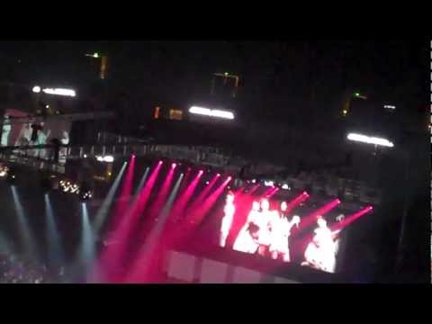 [FANCAM] Krystal, Jessica California Gurls SMTOWN LA