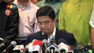 Azmin denies quitting PKR, slams Umno