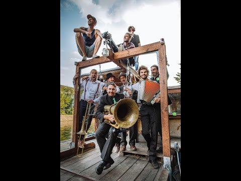 Ticvaniu Mare - Balkan & Klezmer Brass Band - Ride on the Panther Ray