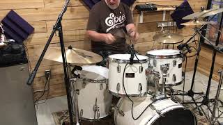 Video thumbnail for Mid 80's Pearl Export Series Drum Set by Struggledrummer
