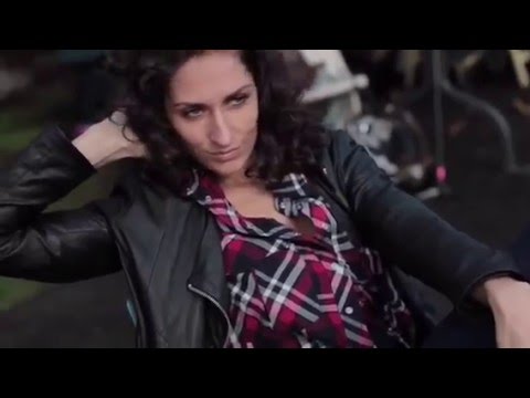 download lagu mp3 mp4 Madlen Peneva, download lagu Madlen Peneva gratis, unduh video klip Madlen Peneva