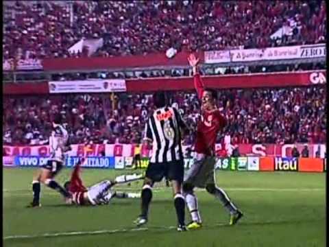 Internacional 3 x 3 Santos - Brasileirão 2011