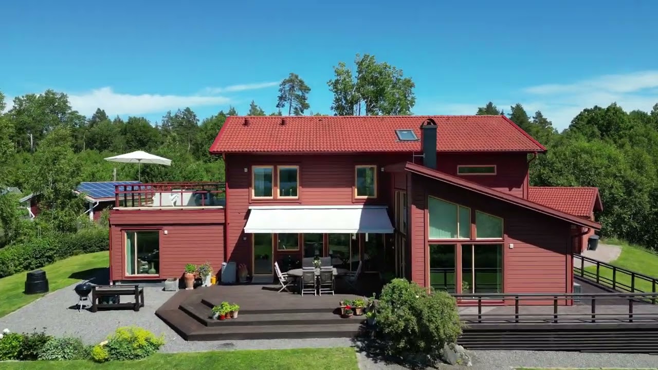 6 rum Villa på Hall Övre Aspgården 3 Landsbygd Flen Flens kommun - video